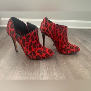 Saks Fifth Avenue Red Leopard Ankle Booties. Size 7.5.